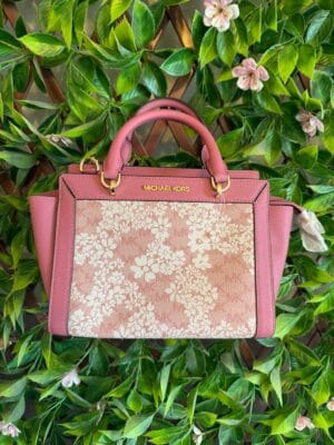 Cartera Michael Kors original, nueva. Color rosa