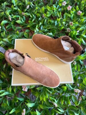 Botin Mujer Michael Kors / Aterciopelado Cafe / Talla 38